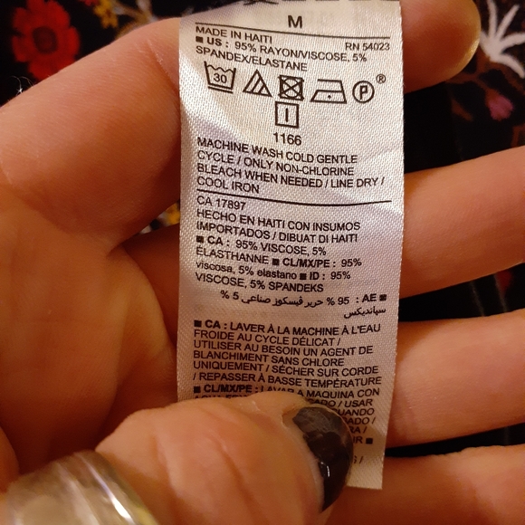 Top/Blouse - Picture 3 of 5